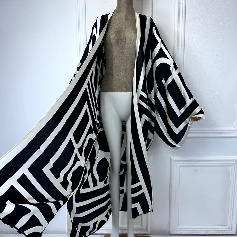 Kimono Robe – Midnight Maze Floral Beach Cover Up